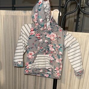 ATpapa Catpapa| Gray Stripes and Pink Floral Sweatshirt with Hood